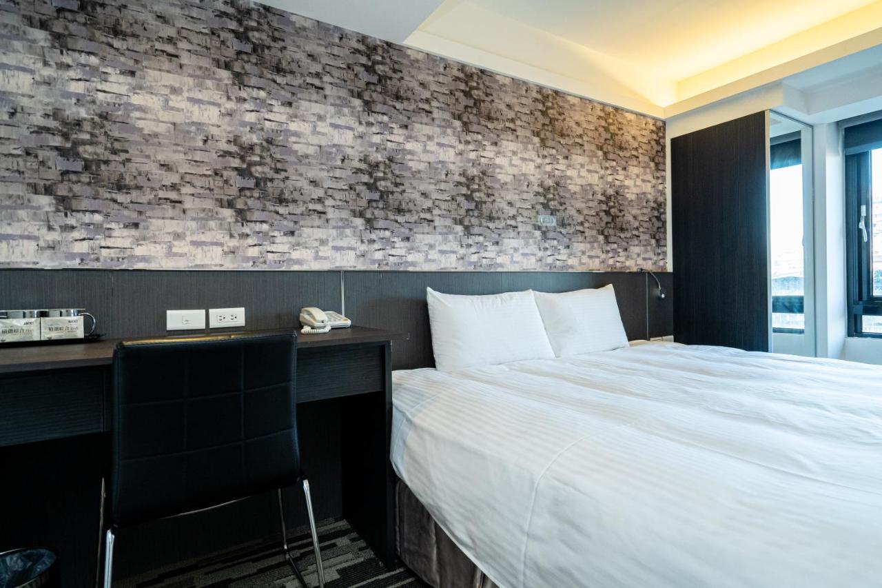 Hotels Here - Taipei Extérieur photo