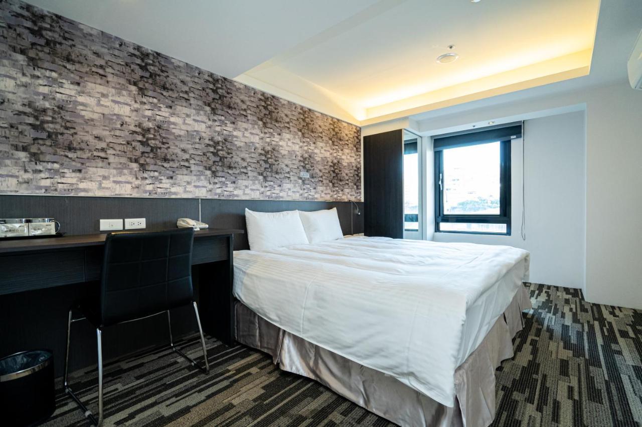 Hotels Here - Taipei Extérieur photo